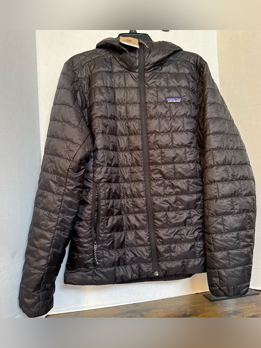 Patagonia Men’s Nano Puff Hoody Jacket Lightweight Compact Black Medium NEW